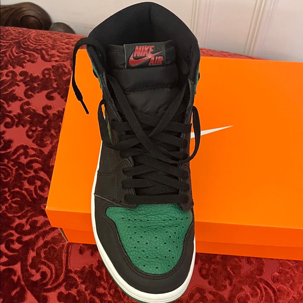 Jordan 1 Nike Men's Black and Green High-Top Sneakers - Picture 2 of 6